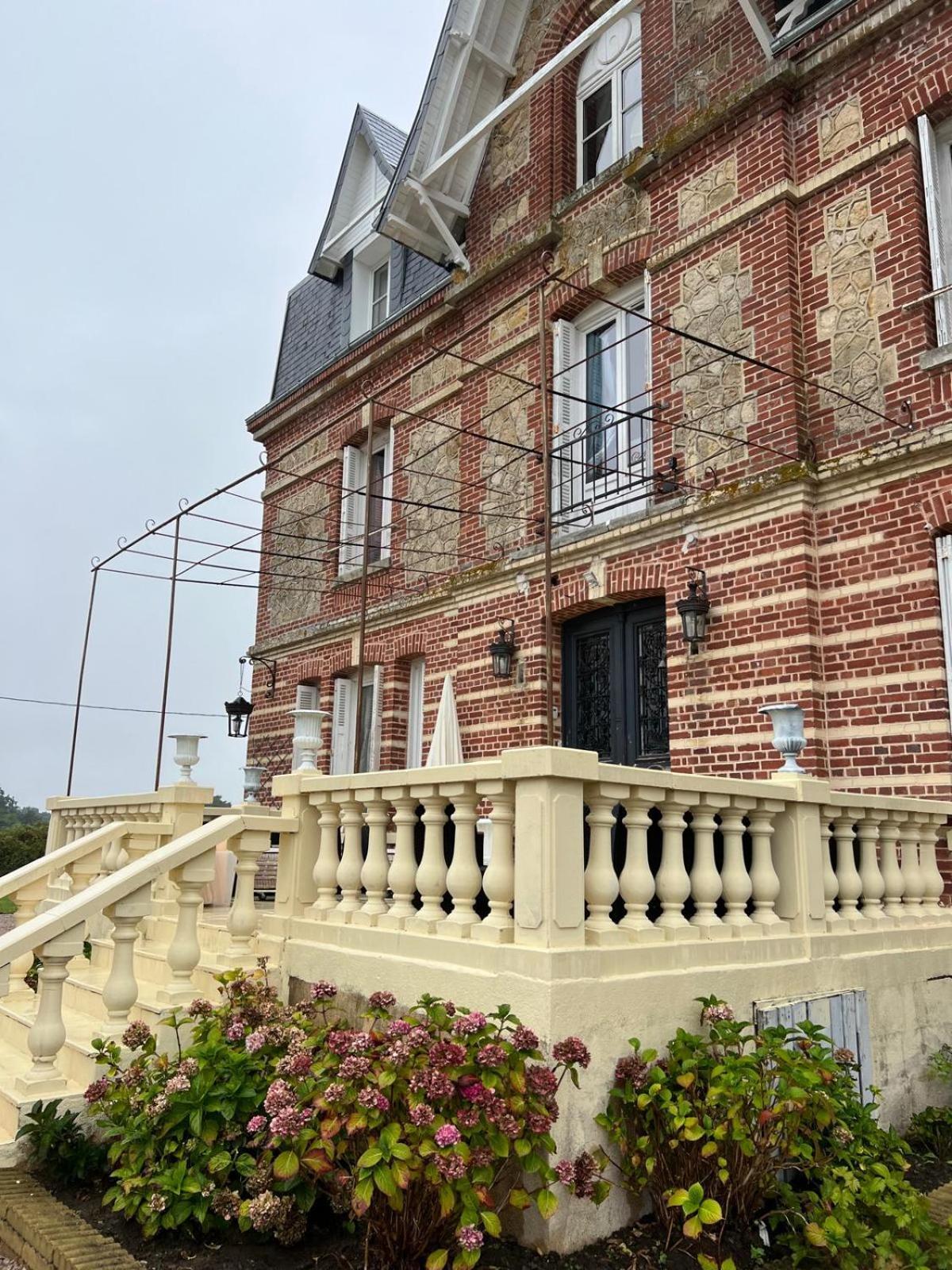 Norrey-en-Auge Le Manoir De La Baronnie 빌라 외부 사진